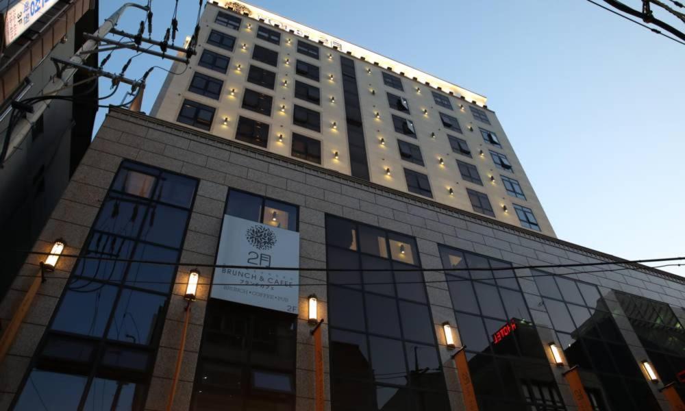 Daegu February Hotel Dongseongro Exterior photo